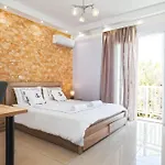 شقة 5- Luxury For 4 In The Part Of Rhodes!