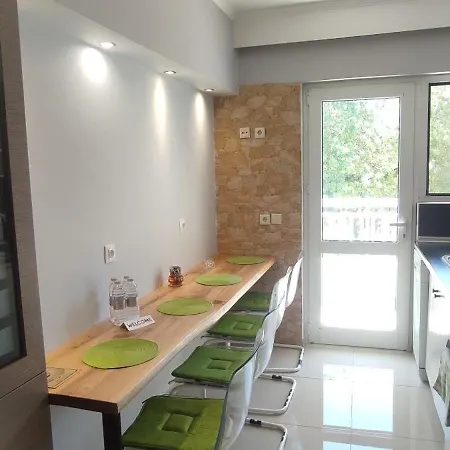 5- Luxury For 4 In The Part Of Rhodes!