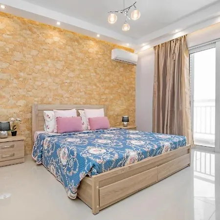 Apartment 5- Luxury For 4 In The Part Of Rhodes!